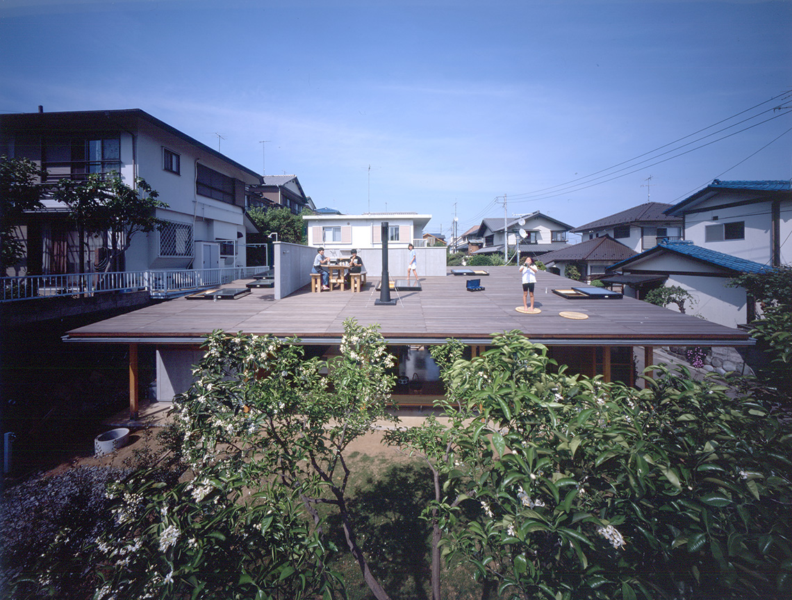 TakaharuTezuka Roof house